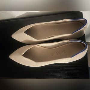 Rothy’s size 7.5 point flats
